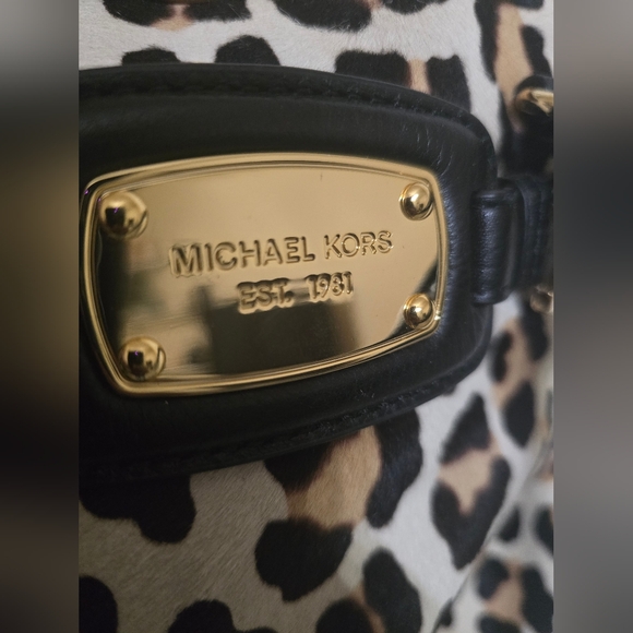 FLASH SALE!! Michael Kors Leopard Print Women's Bag - Picture 3 of 12